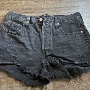 Womens Levi's 501 distressed Shorts black size 28 waist